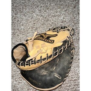 Mizuno GXC 105D2 Catchers Mitt 32.5" Prospect Leather Glove Right Hand Throw